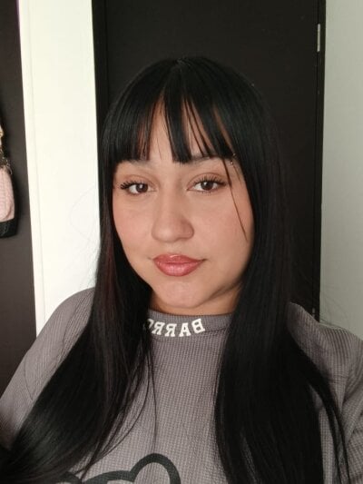 Tomiie_Kawakamii_ Live Cam and Statistics on UnifiedCams