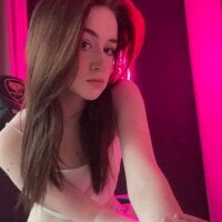 AislyFootman's Offline XXX Chat