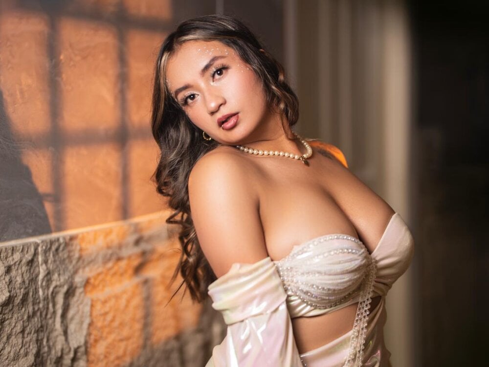 jimena_ch_'s Offline XXX Chat