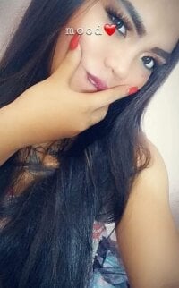 Janepinayxxx's Offline Chat Room