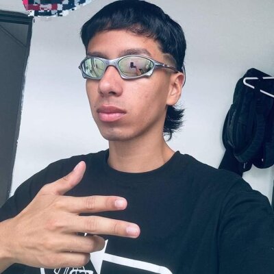 tom__houstonn from stripchat