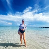 Julianewell's webcam live show