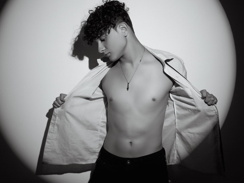 Nathan_Bluee Profile Image