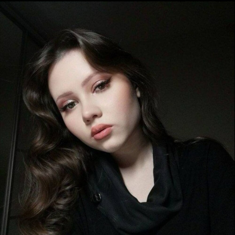 Emily_Marney profile