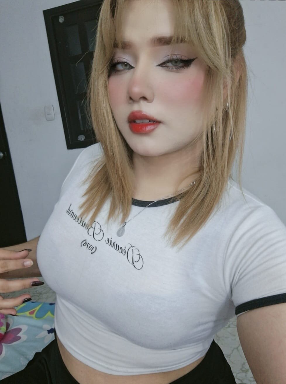 fofi_whitee
