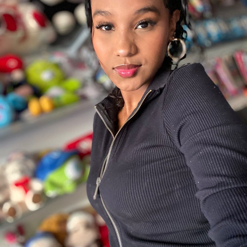 Canddyhot18 profile