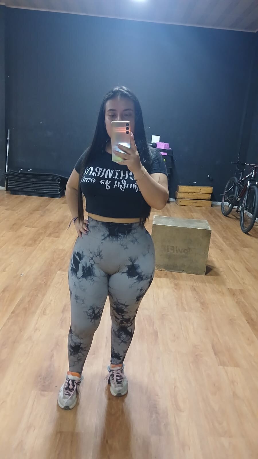 Lizz_Adamson