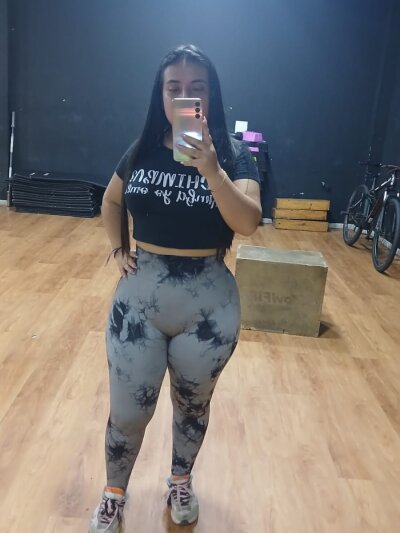 Lizz_Adamson