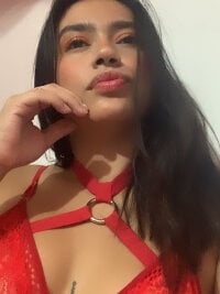 amatiastatia's Offline Chat Room