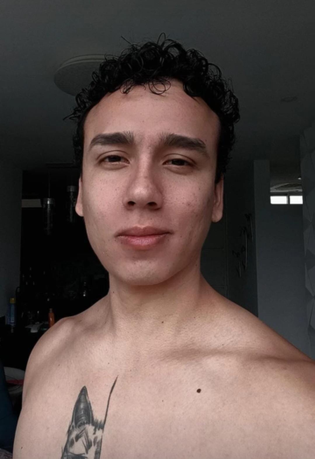 Andrew_Thomas_