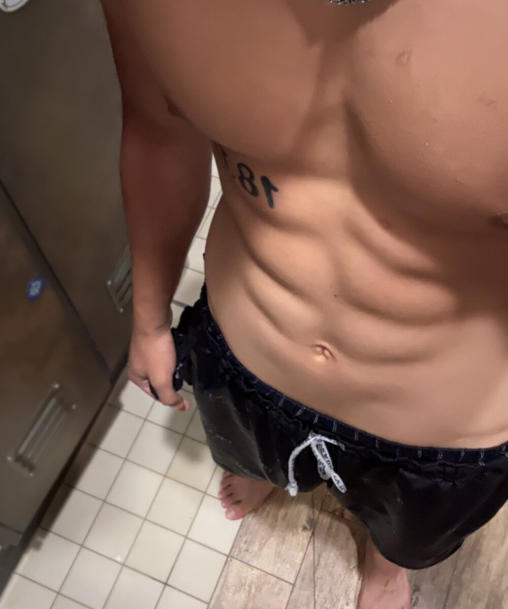 aslan_o6 from stripchat