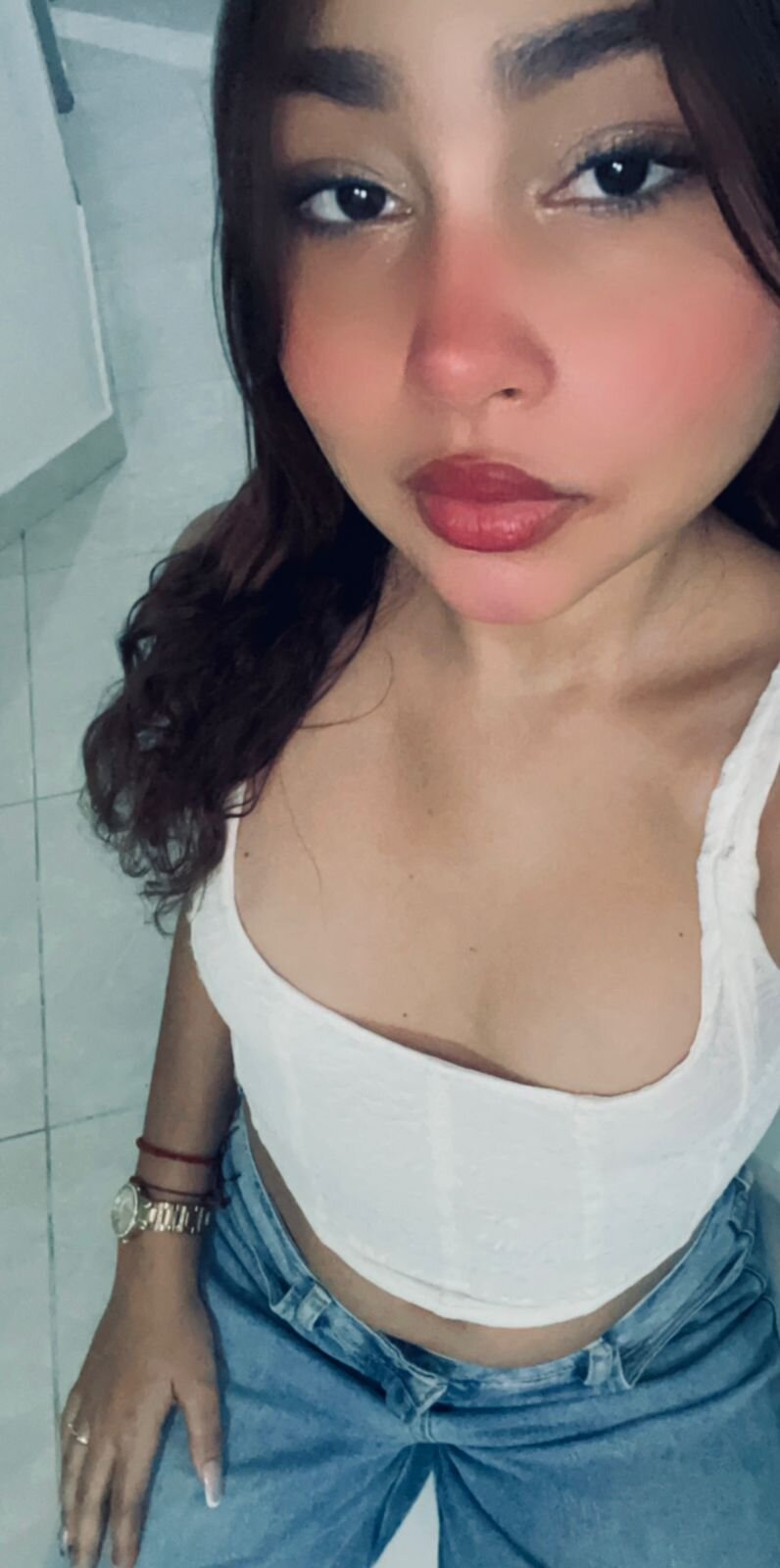 samantha_petite72