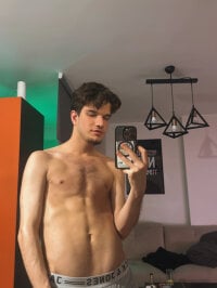 thormert0's Offline Chat Room