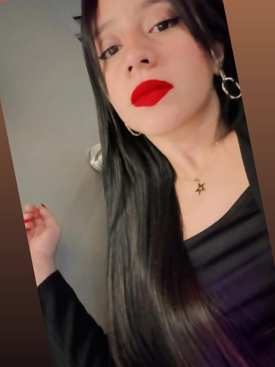 Anya_lamber profile