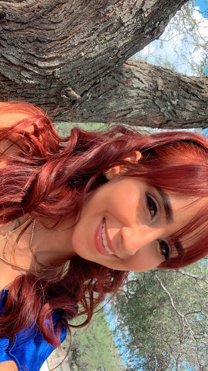QueenLatina@xh