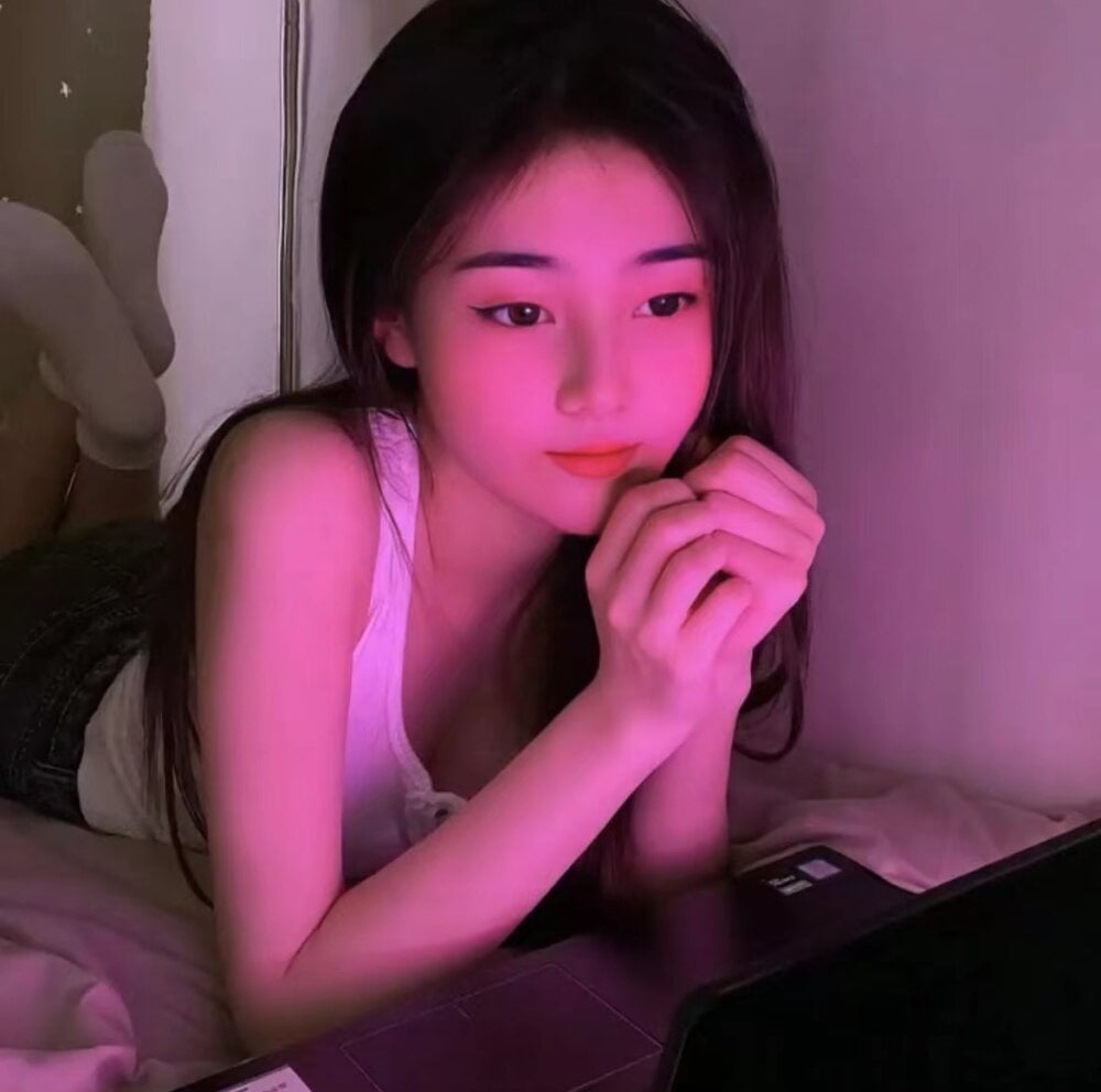 Lucky_Nini 🚇 free naked chat