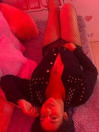 BrianaQueen27's Offline Chat Room