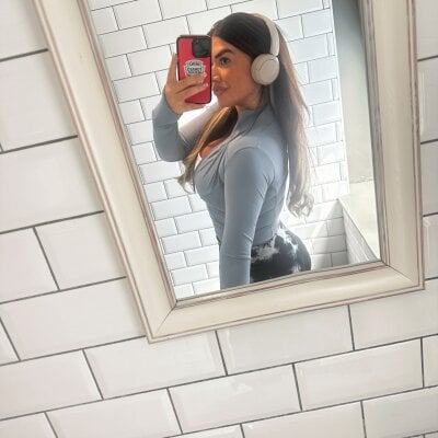 Caseybaby on StripChat