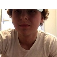 Jerkme18's Offline Chat Room