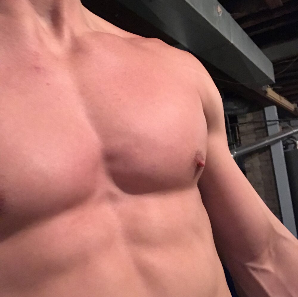 victor631@xh from stripchat