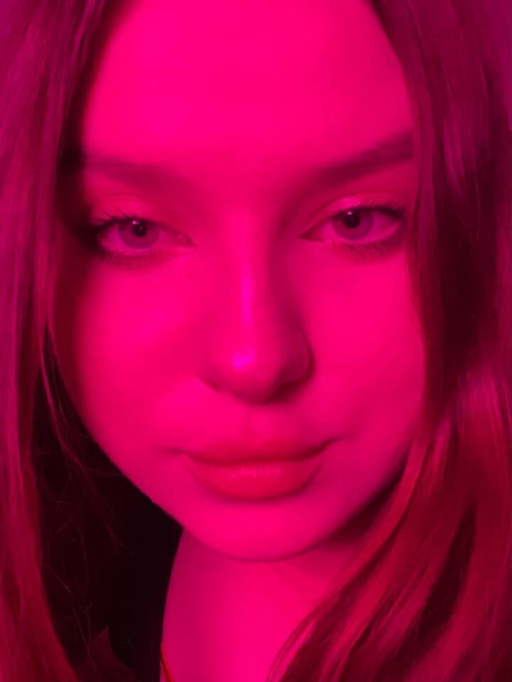 دردشة BratzDollVibes الجنسية دون اتصال