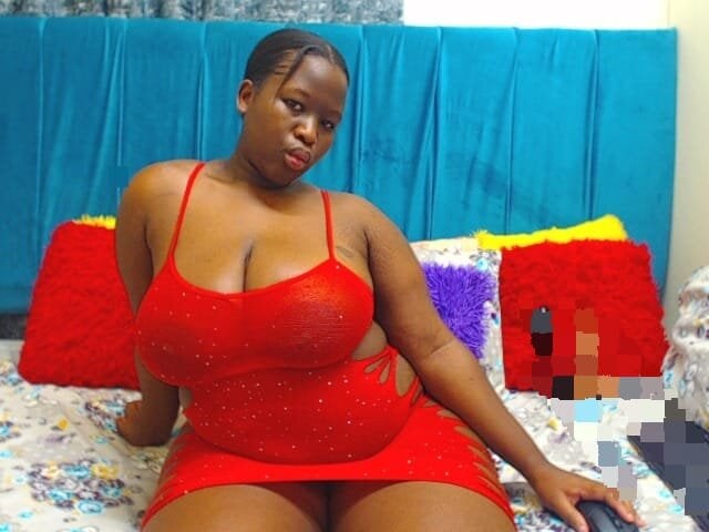 Cam girl MelaninBear