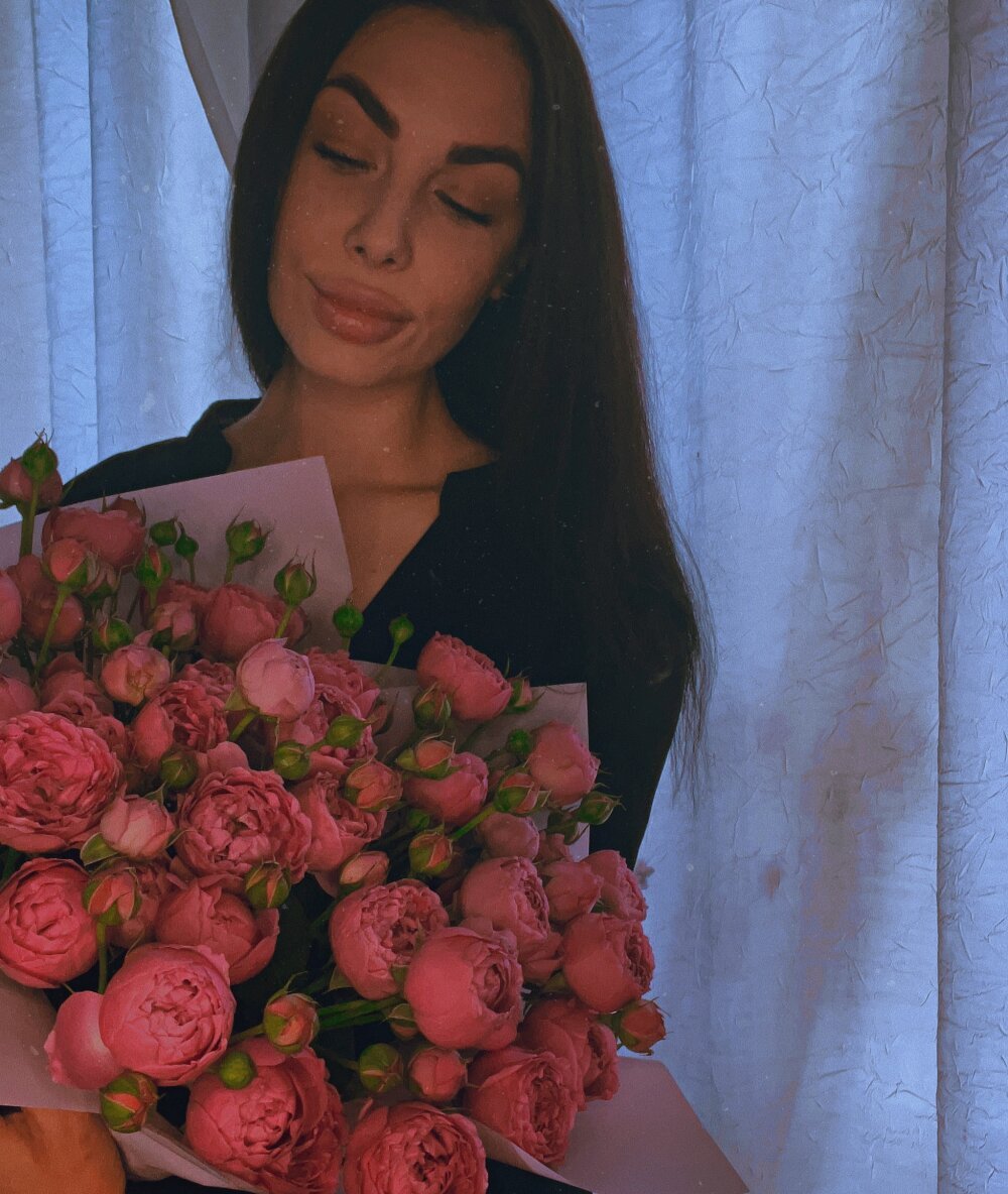 Bella_R0se profile