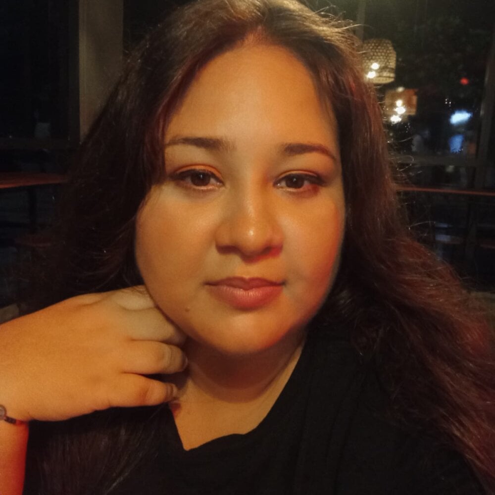 stripchat julisexi_69 webcam profile pic via cheapadultsexcams.com