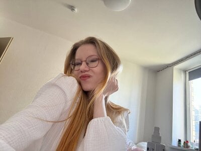 cam sex live Esme Runn