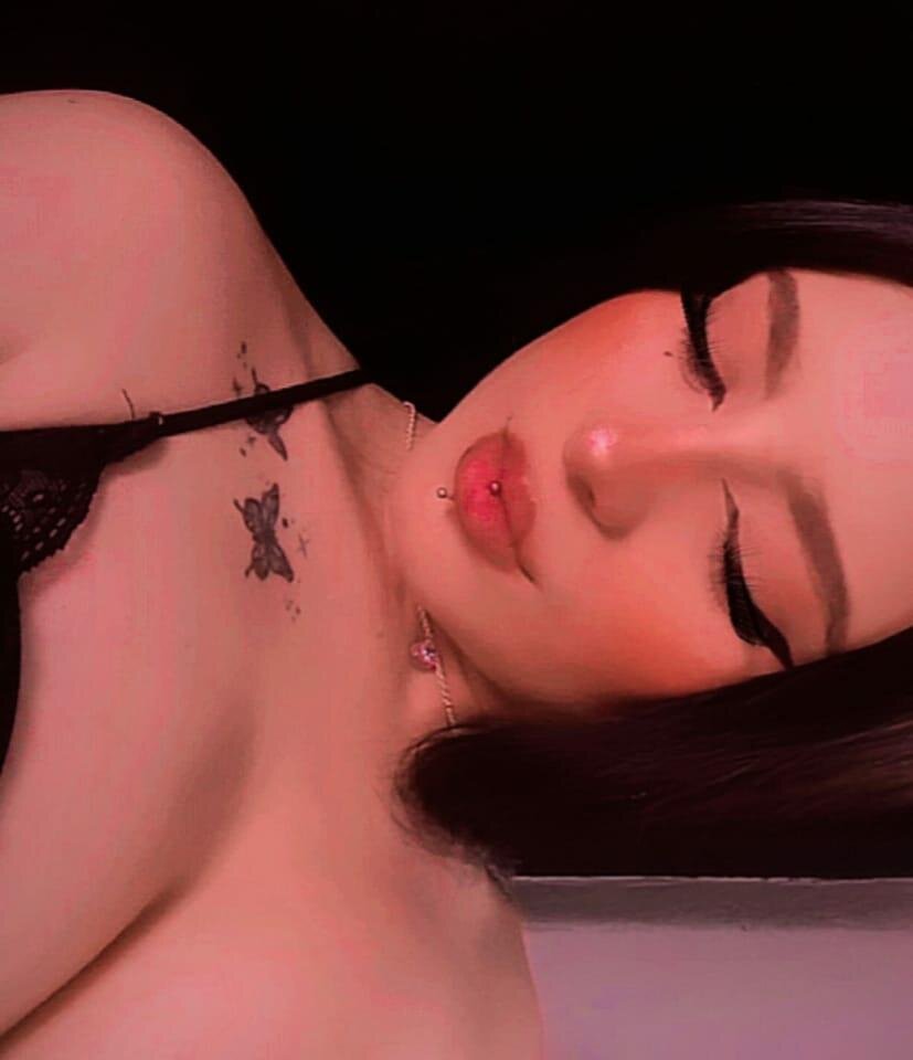 Live sex webcam photo for Mia_adamss #290214613