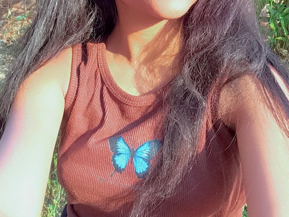 stripchat honey_pixifly webcam profile pic via livesexasiancams.com