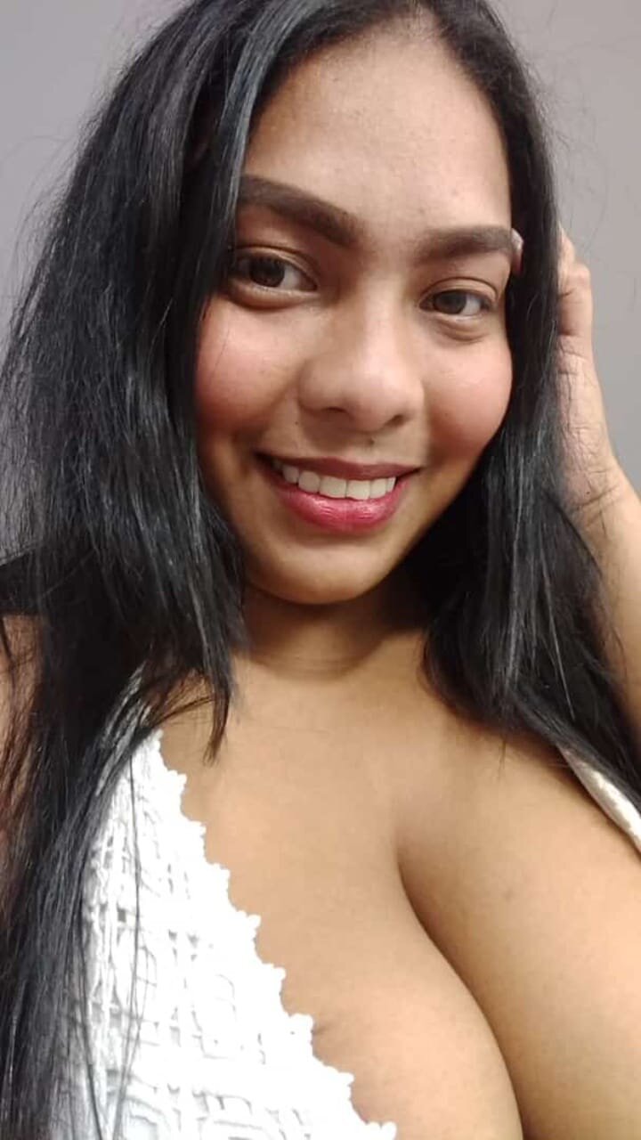 Alessia_Collens