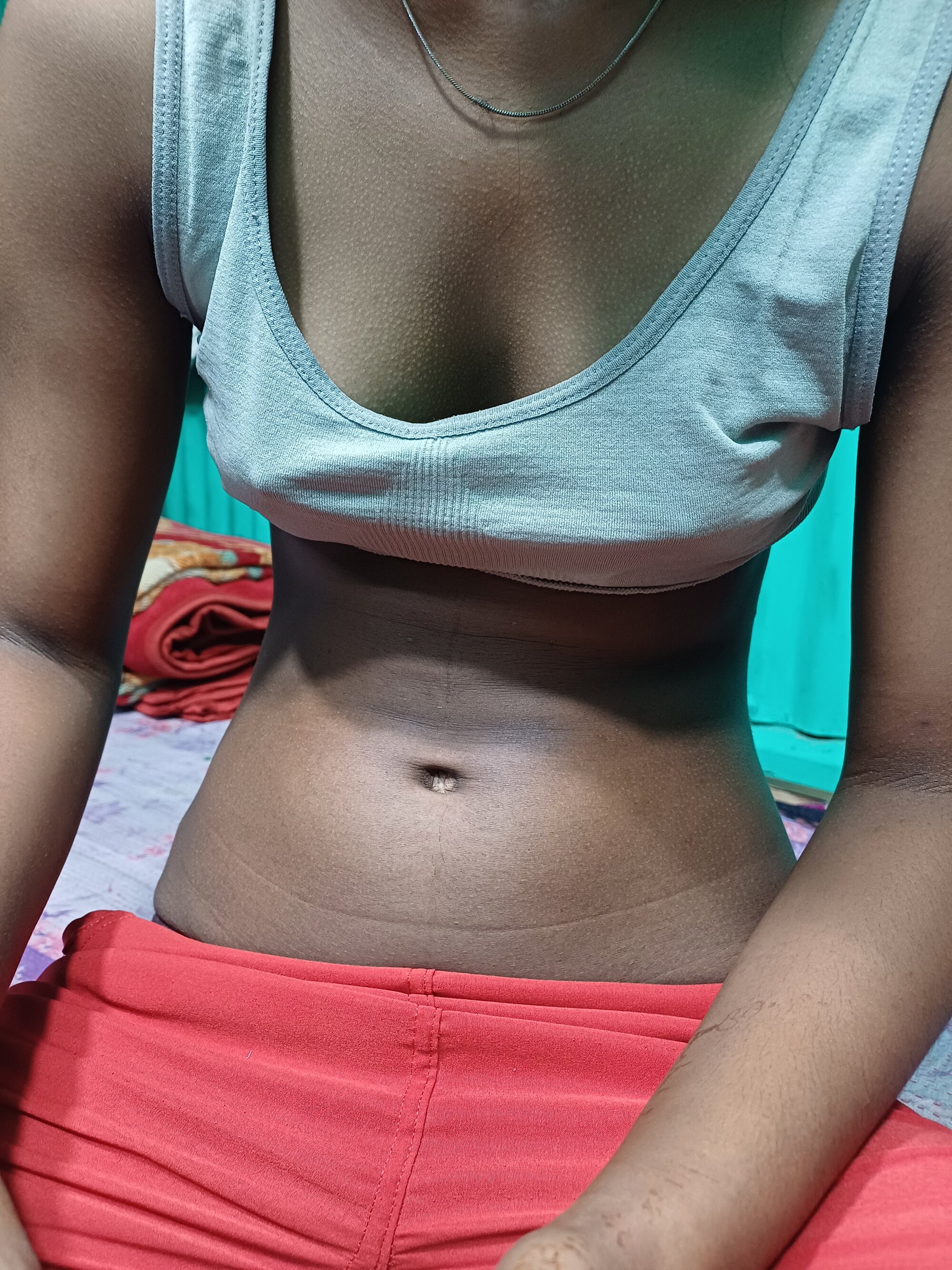 Riya_kia