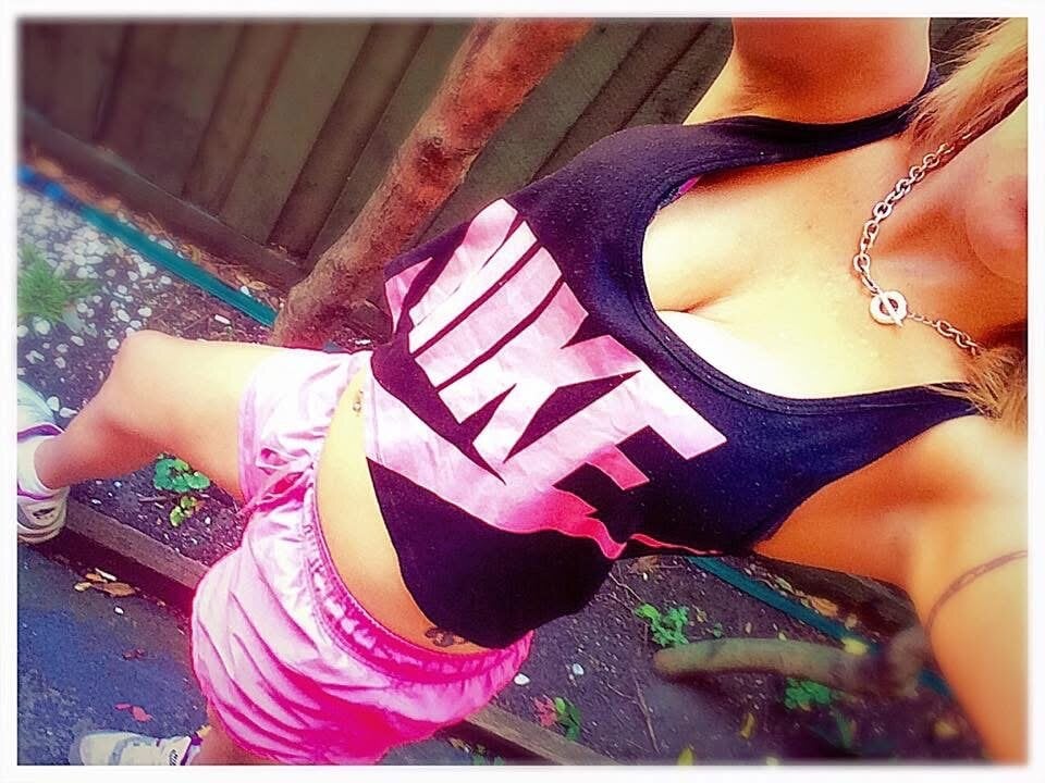 fingermyinbox webcam livesex profile in where-do-you-want-this cams