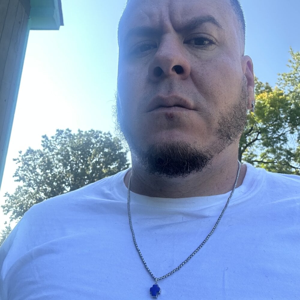 kev0n2389 from stripchat