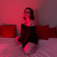 Tiara_Black's Offline XXX Chat