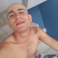 perdomoagudelo's Offline Chat Room