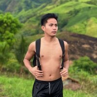 Lloyd_wintours's webcam live show