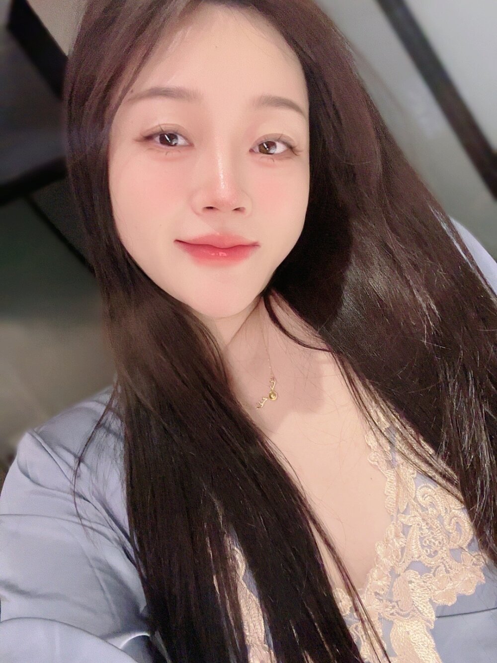 lisafangfang's Offline XXX Chat