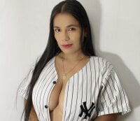 ValentinaGuerra's webcam live show