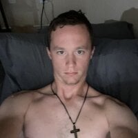 johnnyboys27's Offline Chat Room