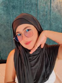Rania_bashar's Offline XXX Chat