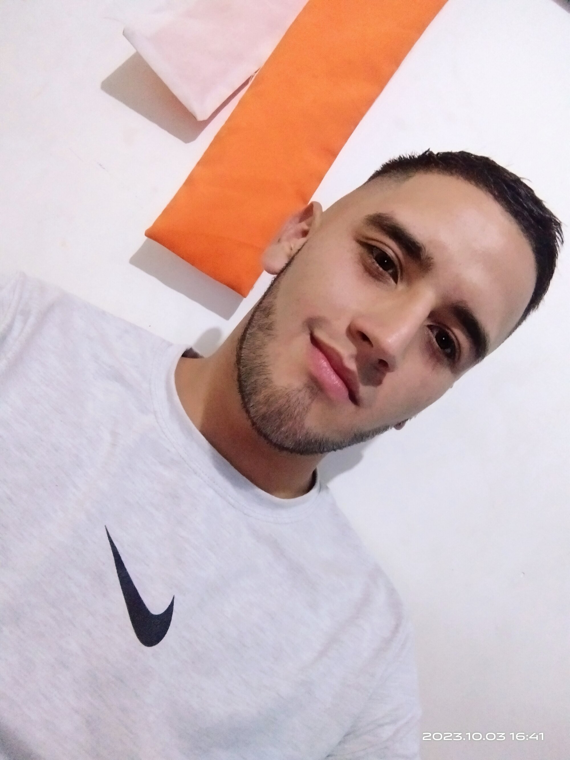 Mikel_blond