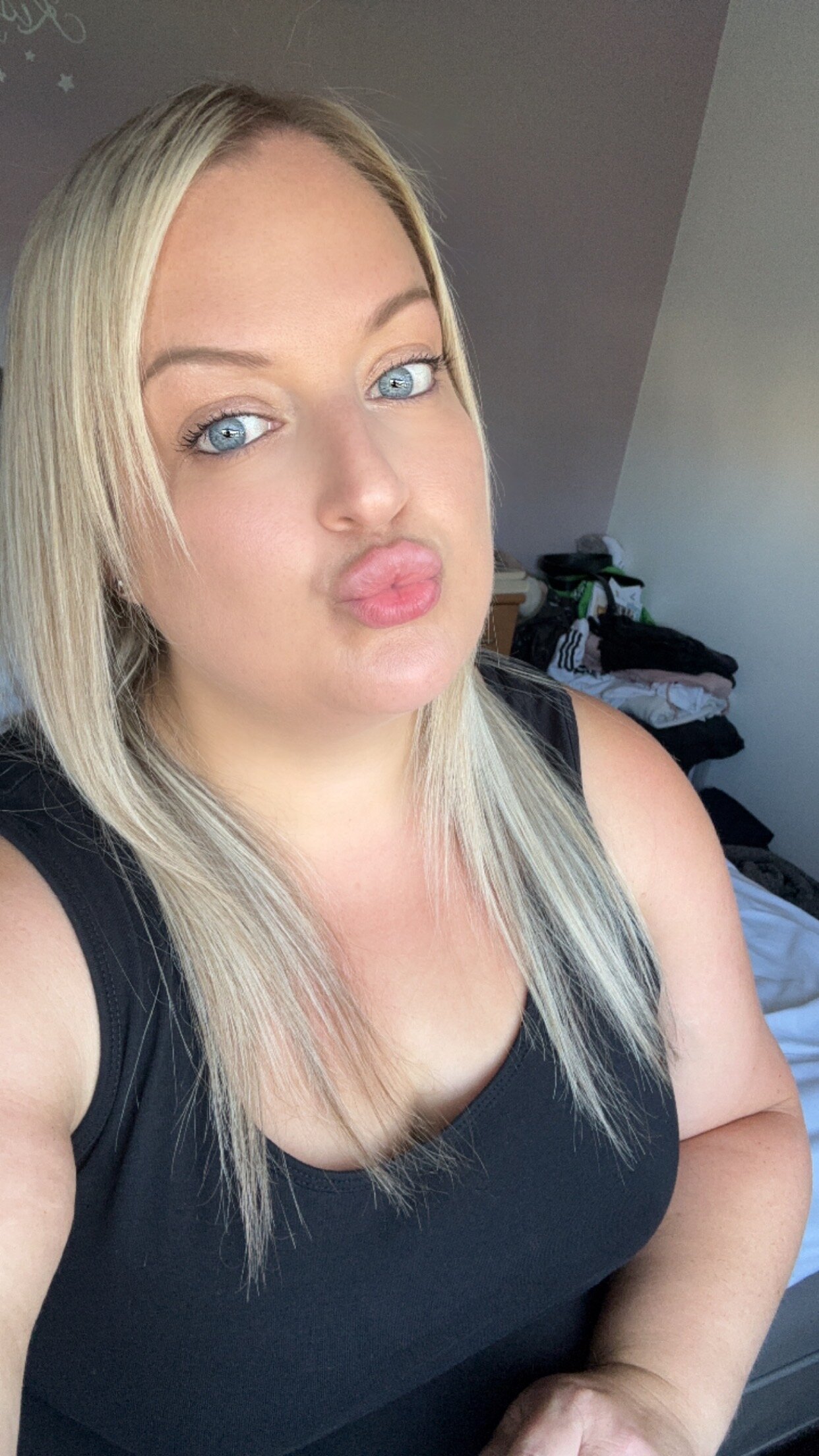 ERIN_BLUEEYES30