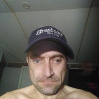 Moneymaker2021@xh's Offline Chat Room