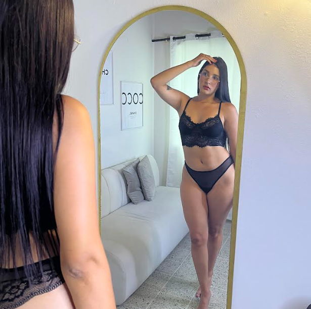 myliveeroticcams.com samaantha_lux livesex profile in latino cams