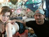 Quinzys_Obsession's Offline Chat Room