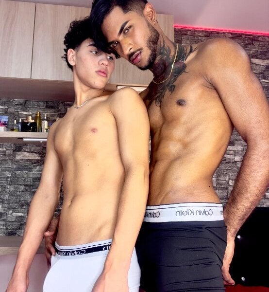 Zack_brown777's Offline XXX Chat