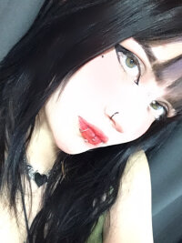_Pretty_face19's Offline XXX Chat