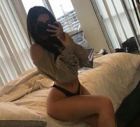 Lorraine_Delight96's Offline XXX Chat